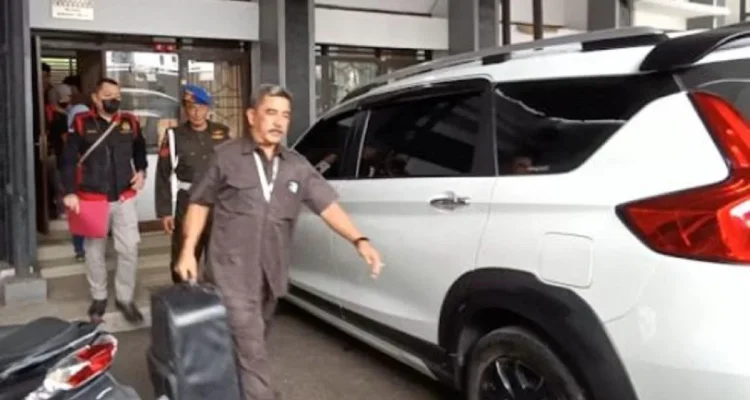 Geledah Kantor DPRD Indramayu: Kasus Tunjangan Perumahan Rp 16,8 M