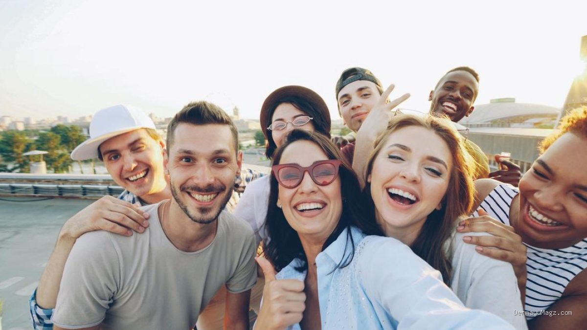 Generasi Zillennial: Penjembatan Unik Antara Milenial dan Gen Z