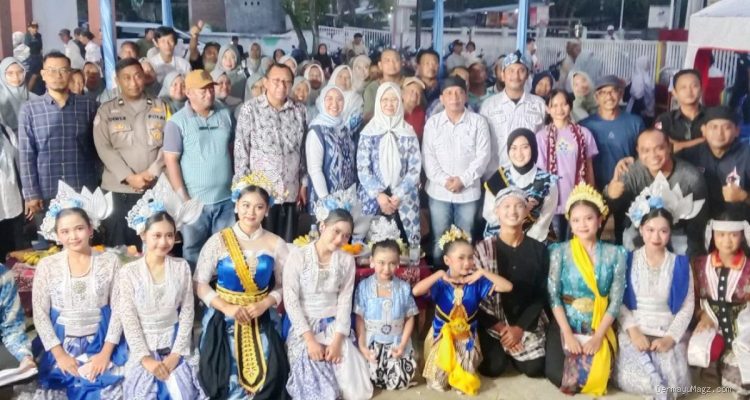 Hj Ratnawati DPRD Jabar Sapa Warga Budaya di Indramayu