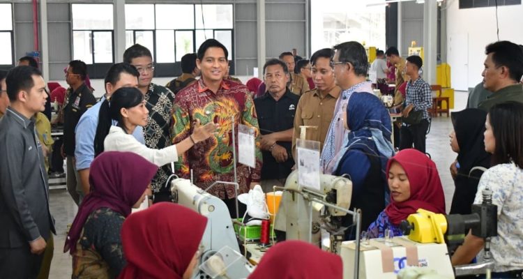 Indramayu: Potensi Besar Kawasan Industri Versi Bupati Lucky Hakim