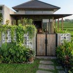 Inspirasi Pagar Roster untuk Rumah Sejuk dan Estetik Dekat Sawah