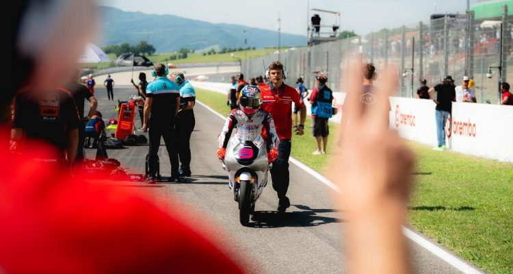 Jadwal Moto3 Hungaria 2026 dan Live Streaming: Veda Ega Berusaha Raih Pole Position