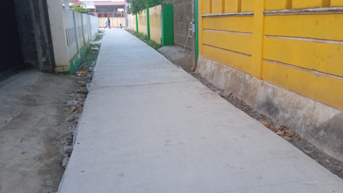 Jalan Doyok Mulus Berbeton: Warga Lemahmekar Bersyukur Program PSU