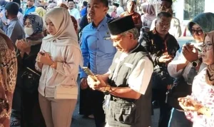 Jamaah Haji Indramayu Kloter 10 Tiba Selamat, Disambut Haru