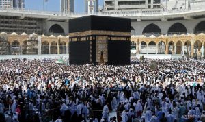 Jemaah Diminta Fokus Ibadah Saat Penggantian Kain Ka'bah Malam Ini