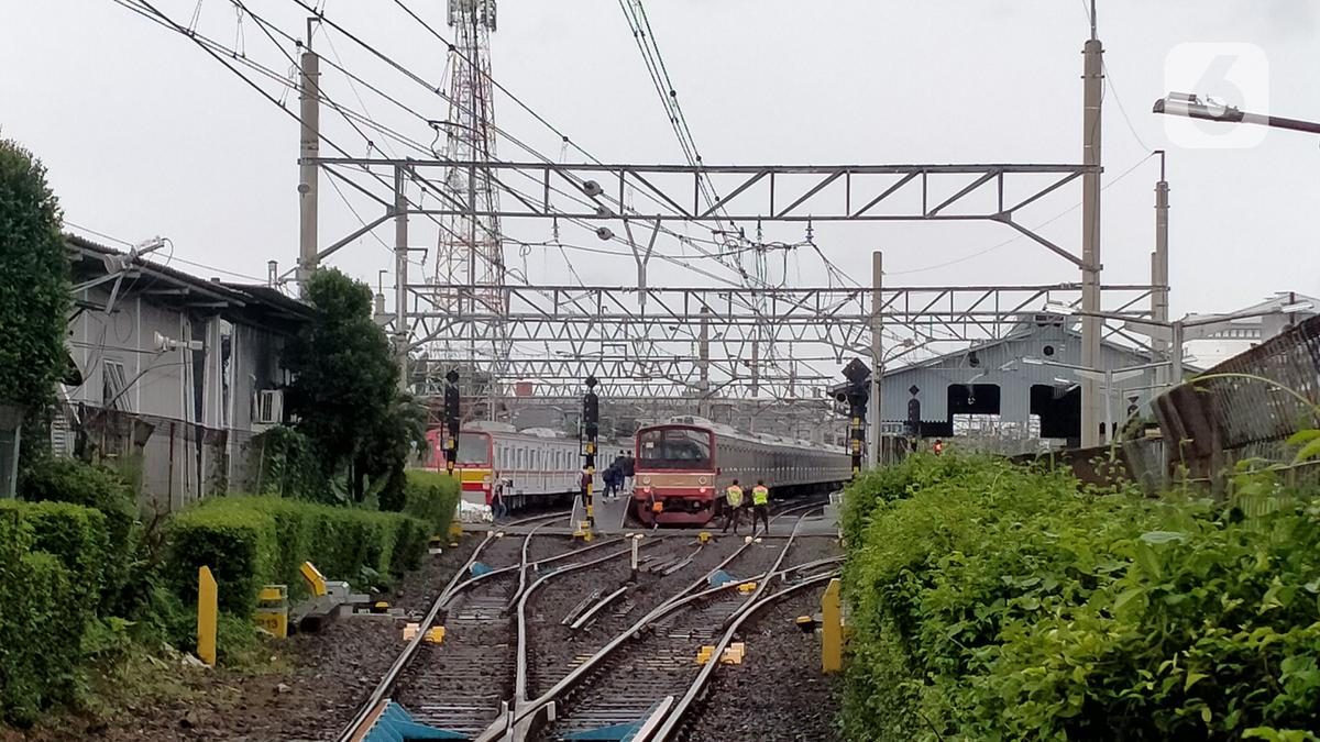KAI Tingkatkan Fasilitas Peron Stasiun Bogor, Ditargetkan Rampung Bulan Depan
