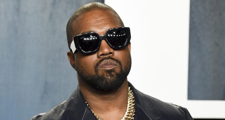 Kanye West dan Travis Scott Batalkan Konser di Italia Akibat Masalah Keamanan
