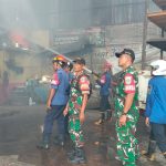 Kebakaran Fitness Center Sleman: Babinsa Sliyeg Bantu Pemadaman, Evakuasi Warga