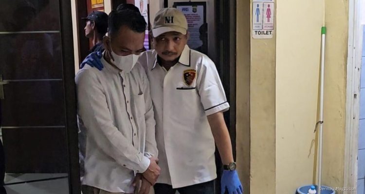 Kronologi Ojol Dipukul Palu di Depok
