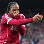 Liverpool Pastikan Rio Ngumoha Tidak Dilepas