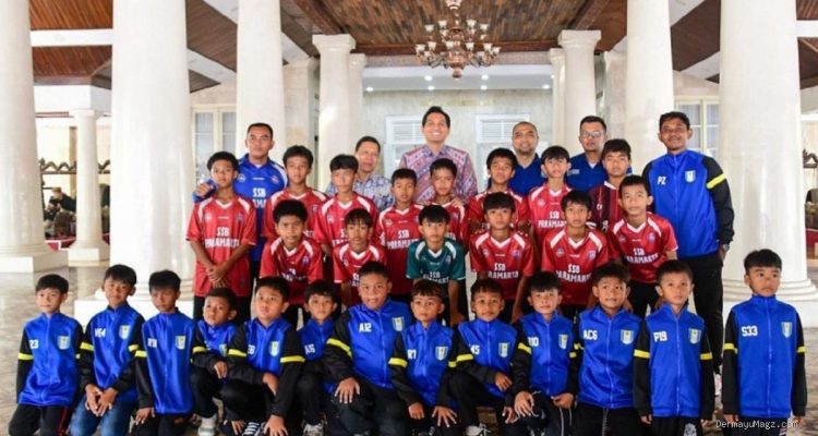 Lucky Hakim Lepas Kontingen Muda Indramayu ke Liga Jabar Istimewa