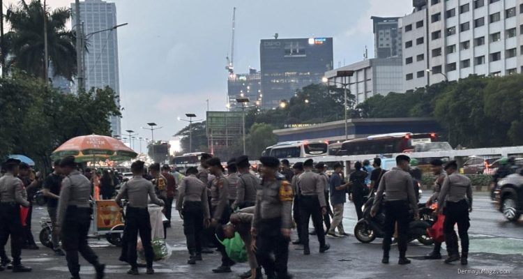 Mahasiswa Beri DPR Tenggat 72 Jam untuk Respons Tuntutan
