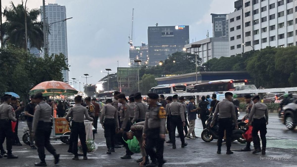 Mahasiswa Beri DPR Tenggat 72 Jam untuk Respons Tuntutan