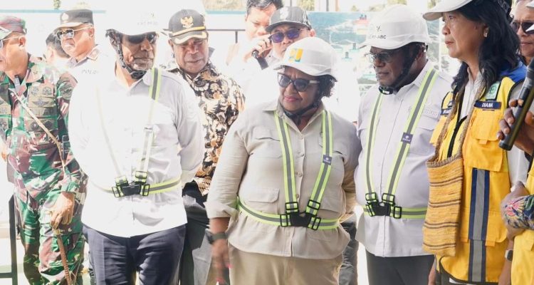 Mendagri Dorong Pembangunan Infrastruktur DOB Papua Tengah