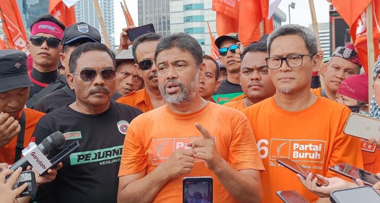 Mensesneg Ungkap Kemungkinan Said Iqbal Gabung Kabinet