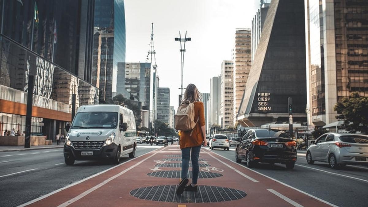Menyalurkan Hobi Tanpa Menguras Dompet: Kisah Pehobi Moge, Traveler, dan Pembudidaya