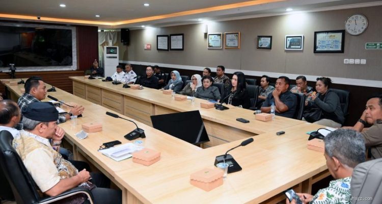 Optimalisasi Pelabuhan Ketapang, Ipuk Ajukan Pelebaran Jalan dan Peningkatan Layanan