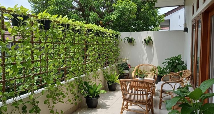 Pagar Rumah Minimalis Sekaligus Kebun Vertikal Fungsional dan Estetik
