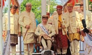 PDIP Menjawab Soal Jokowi Menginjak Kepala Kerbau Saat Terima Gelar Adat