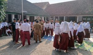 Pelepasan Kelas 6 SDN 1 Haurgeulis: Tangis Haru Warnai Momen Spesial