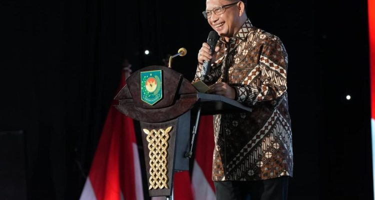 Pemda Berprestasi Regional Jawa-Bali Raih Penghargaan Kemendagri