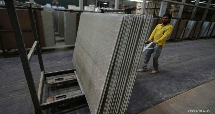 Pengusaha Khawatir PHK Mengancam Akibat Ketidakpastian Pasokan Gas Industri