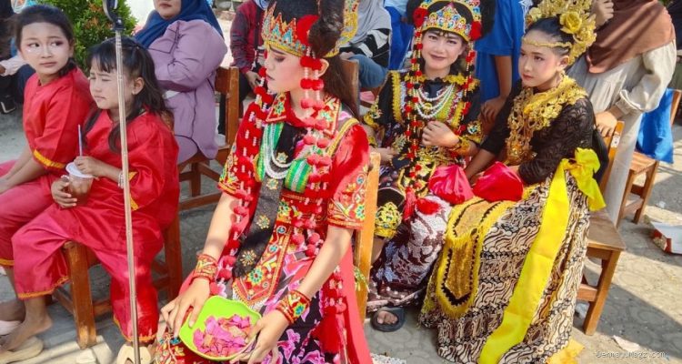 Pentas Seni SDN 1 Pamayahan: Cetak Generasi Berprestasi dan Berkarakter