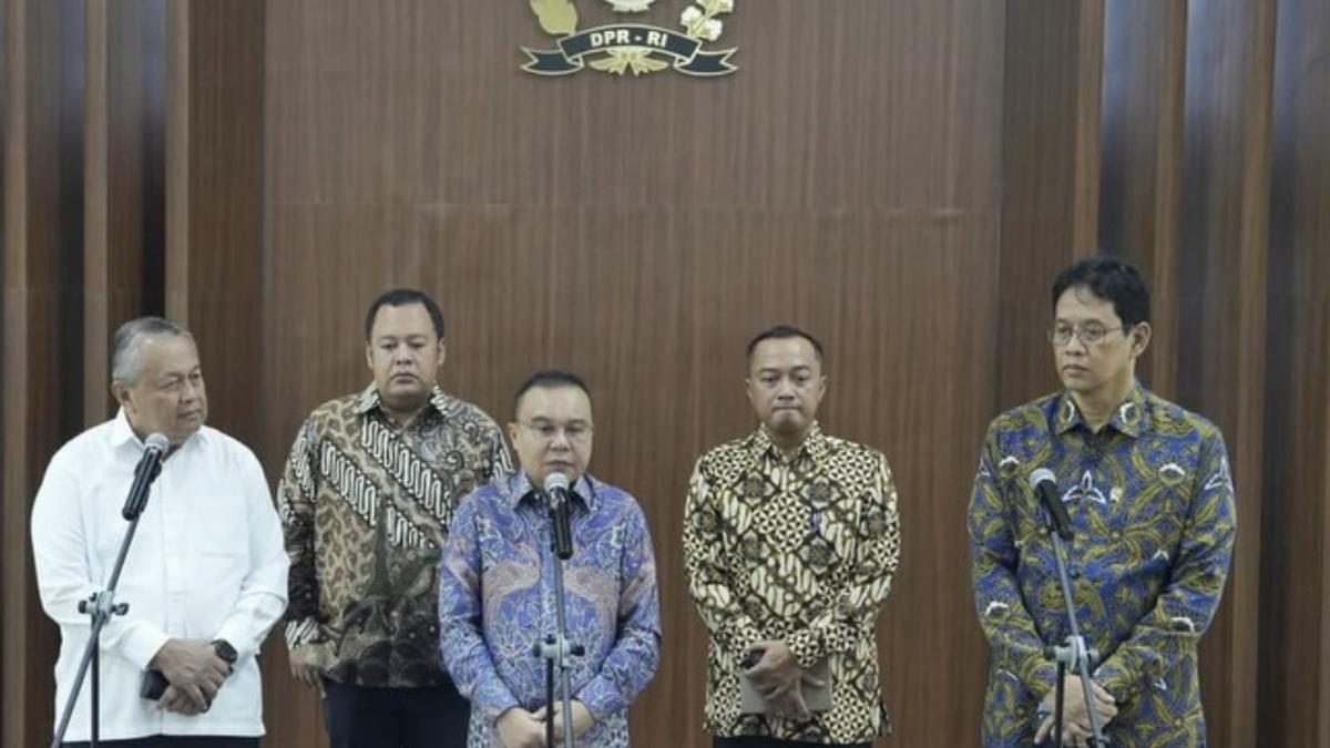 Pergerakan Otoritas Ekonomi di Tengah Krisis Rupiah