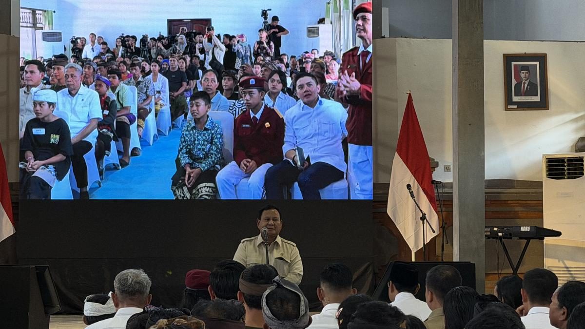 Pesan Prabowo ke Guru dan Murid: Jangan Sekali-kali Jelek-jelekin Orang