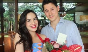Potret Dapur Minimalis Memanjang di Rumah Nino Fernandez dan Steffi Zamora di Bali
