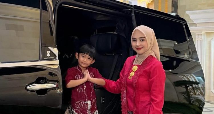 Potret Kamar Tidur Moana Anak Ria Ricis, Desain Girly ala Princess Penuh Petualangan
