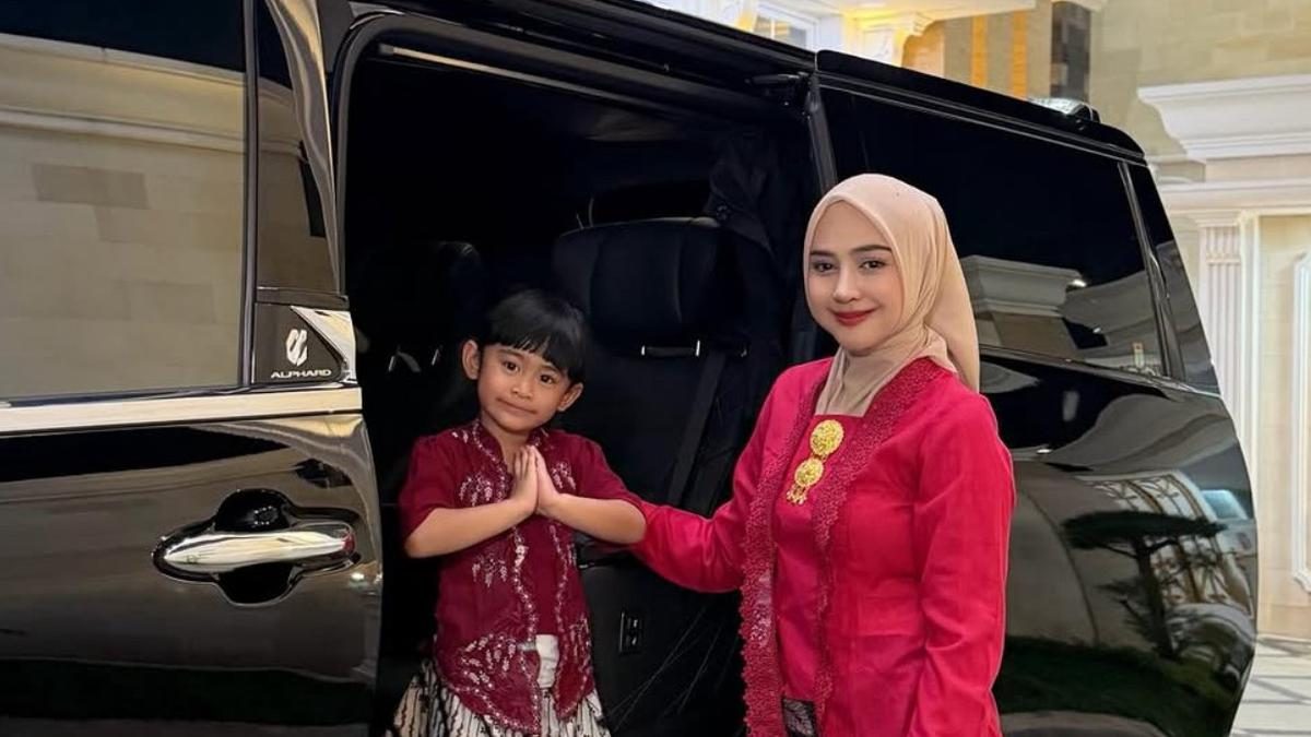 Potret Kamar Tidur Moana Anak Ria Ricis, Desain Girly ala Princess Penuh Petualangan