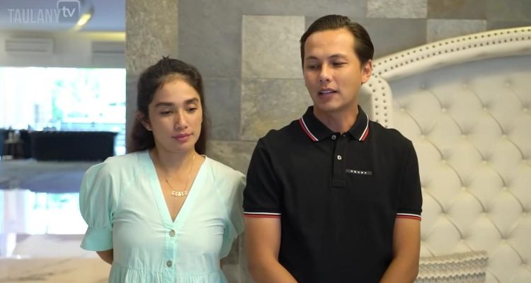 Potret Ruang Tamu Rumah Andhika Pratama dan Ussy Sulistiawaty yang Bergaya Modern Klasik