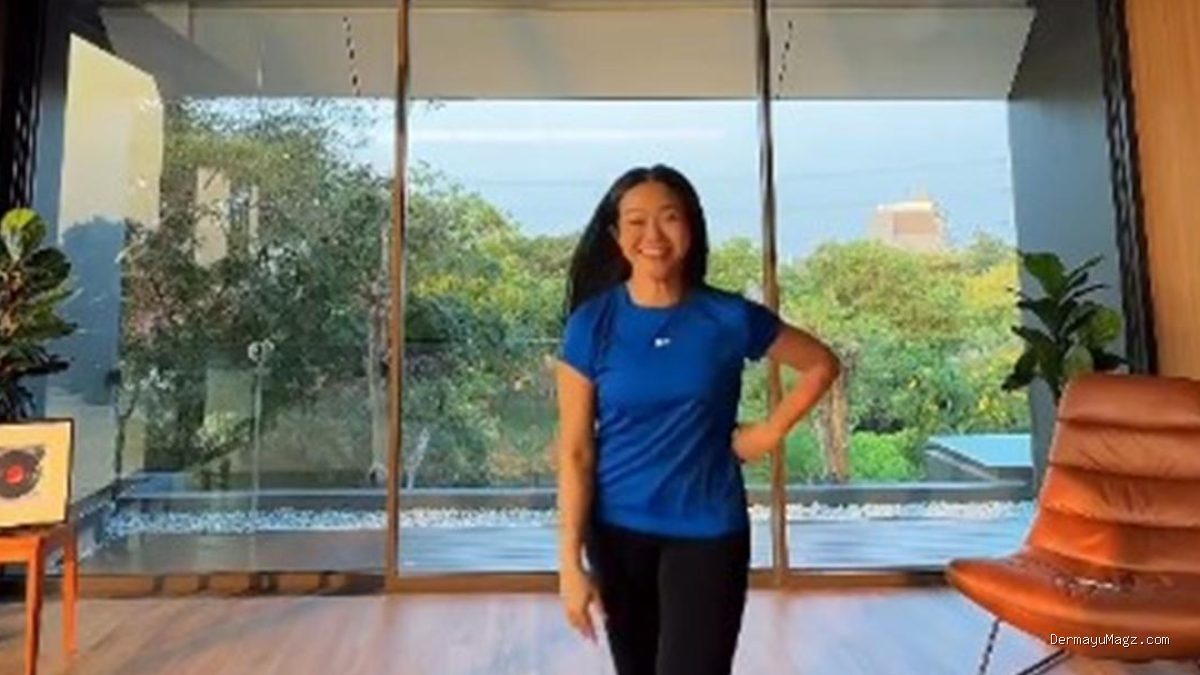 Potret Studio Dansa Minimalis dan Bercahaya di Rumah Yura Yunita