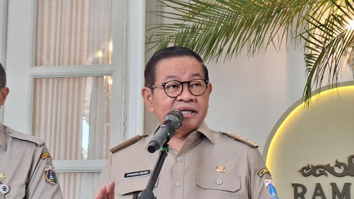 Pramono Tanggapi Isu Pulau Sampah Muara Angke