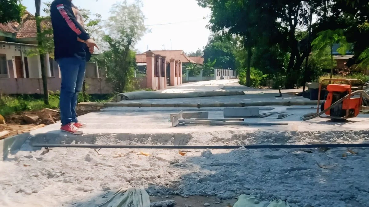 Proyek Jalan Rp2,8 Miliar Sidodadi-Mekarjati Disorot LSM