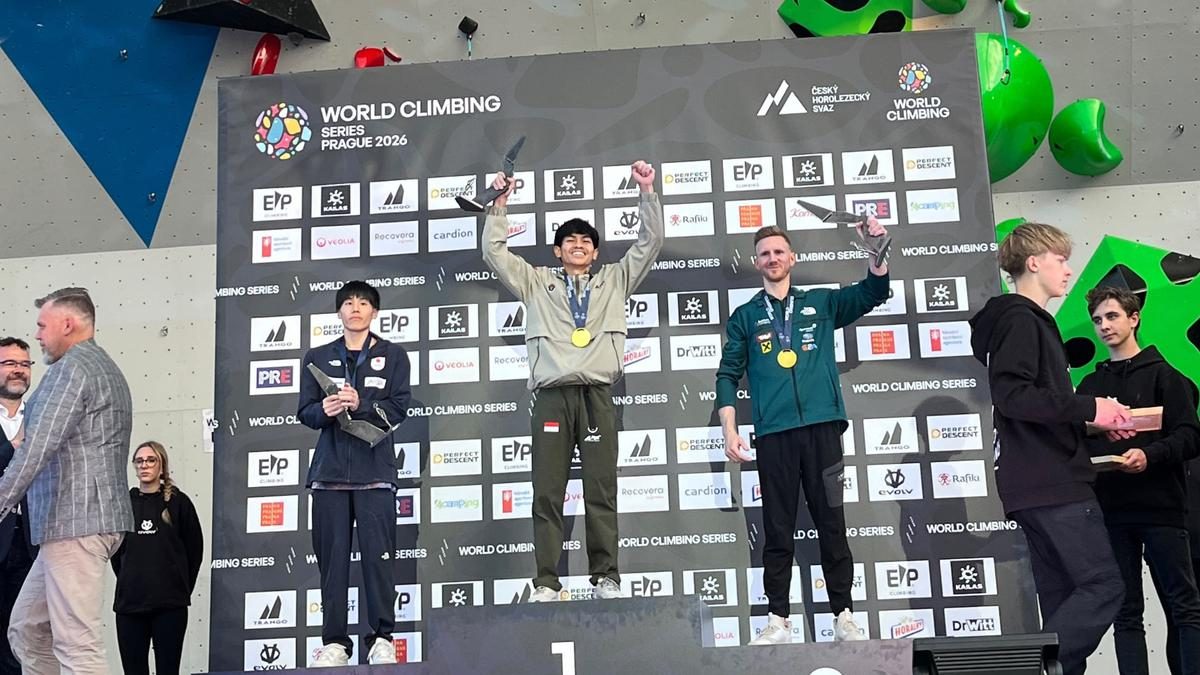 Putra Tri Ramdani Juara Dunia Panjat Tebing Praha