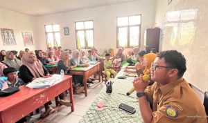 Ratusan Orang Tua Geruduk Disdik Indramayu: Tuntut Kuota Tambahan