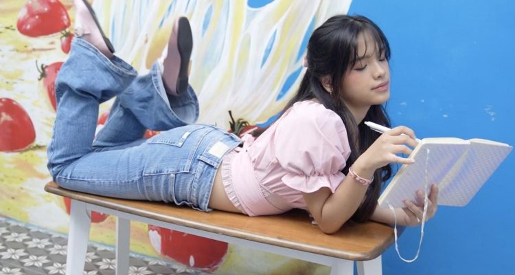 Rindu Remaja Serafesya dalam Single Terbaru