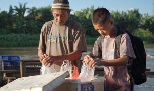Risky, Anak Penjual Ikan Kini Menjadi Siswa di Sekolah Rakyat