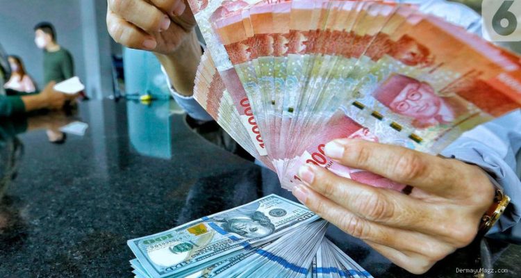 Rupiah Tertekan Dekat 18.000 per Dolar, Pasar Mengkhawatir