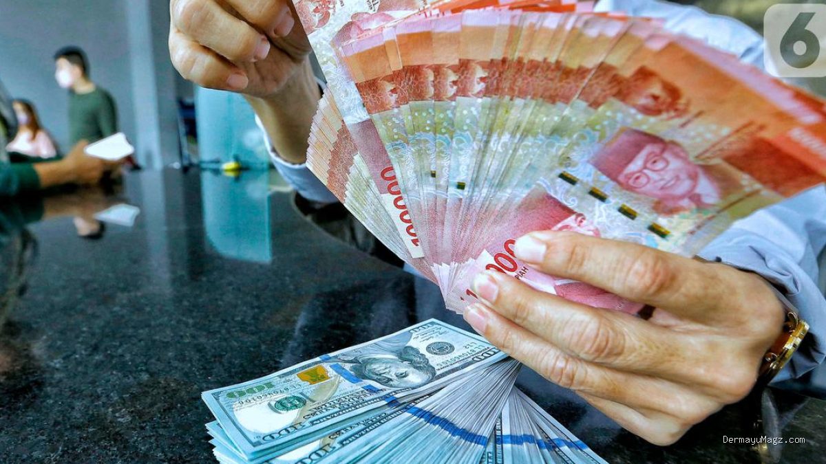 Rupiah Tertekan Dekat 18.000 per Dolar, Pasar Mengkhawatir