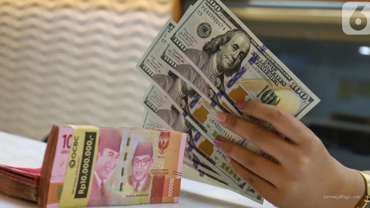 Rupiah Tertekan Menjelang Akhir Pekan