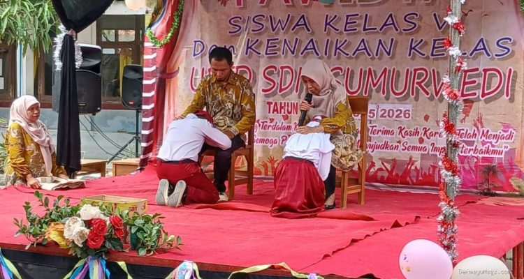 SDN Sumurwedi Lepaskan Generasi Emas di Haurgeulis: Pesan Menyentuh