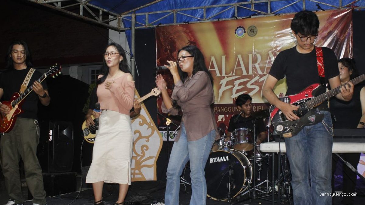 SEBURA Polindra: Bakat Terbaik Pelajar SD se-Indramayu Tampil di Panggung Seribu Ekspresi