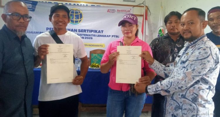 Sertipikat PTSL Diserahkan di Plosokerep, Warga Apresiasi Program Legalisasi Tanah
