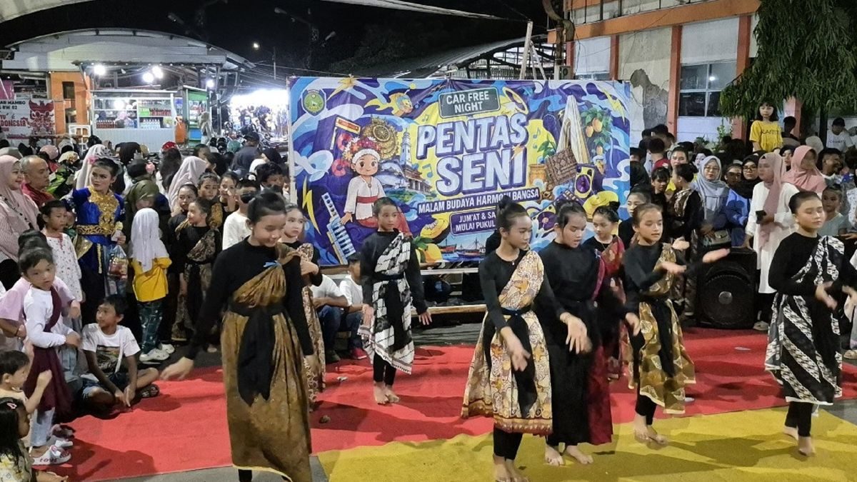 Siswa SD Meriahkan Car Free Night Indramayu: Penampilan Spektakuler