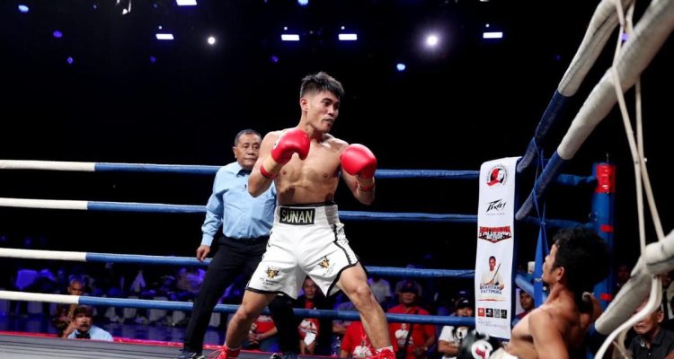 Sunan Amoragam dan Noldi Menang di Pattimura International BIG Fight 2