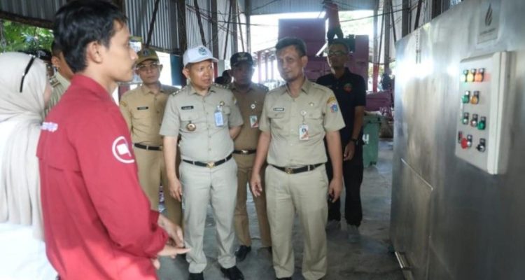 Teknologi Baru Olah Sampah Jadi Kompos di Kepulauan Seribu
