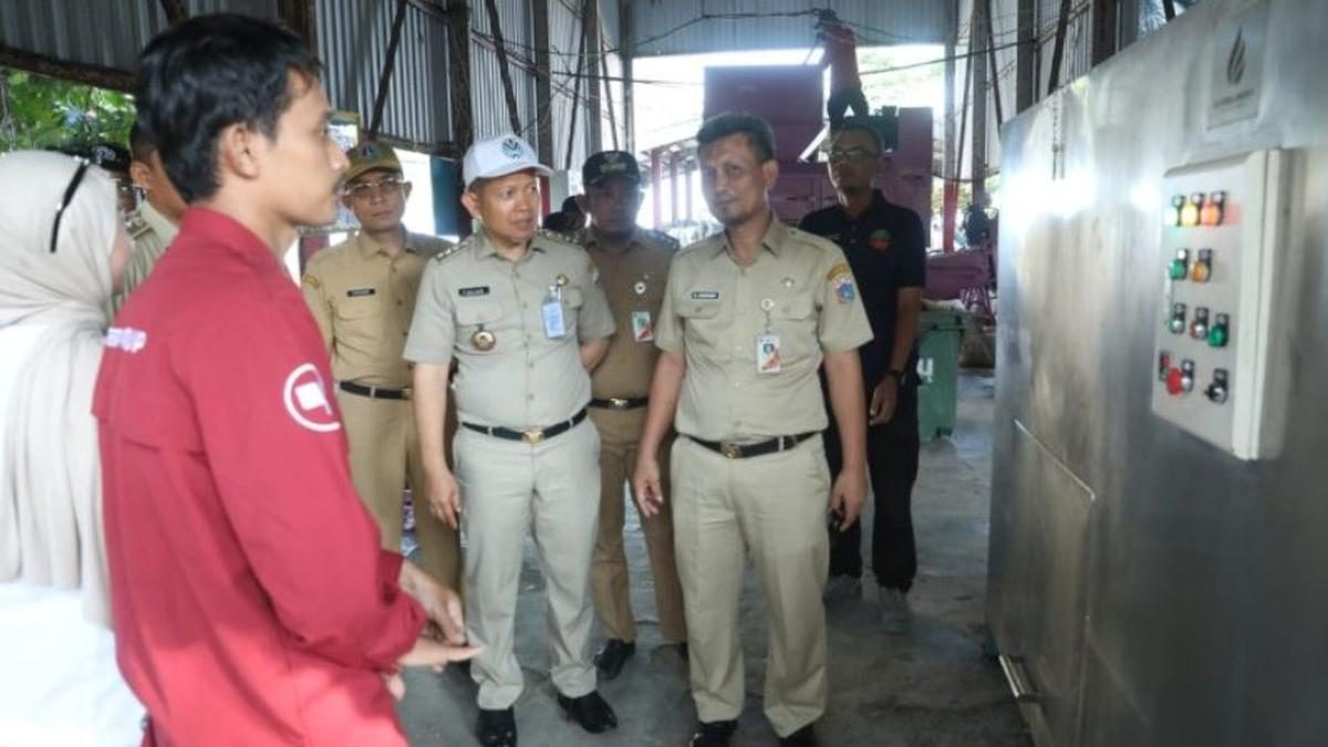 Teknologi Baru Olah Sampah Jadi Kompos di Kepulauan Seribu